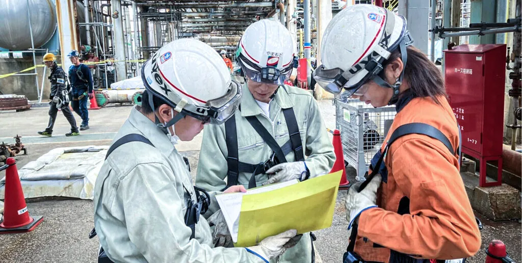 コスモ石油株式会社